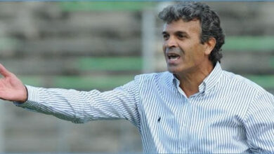 خالد بن يحي يقود دربي الجزائر العاصمة أمام نبيل معلول