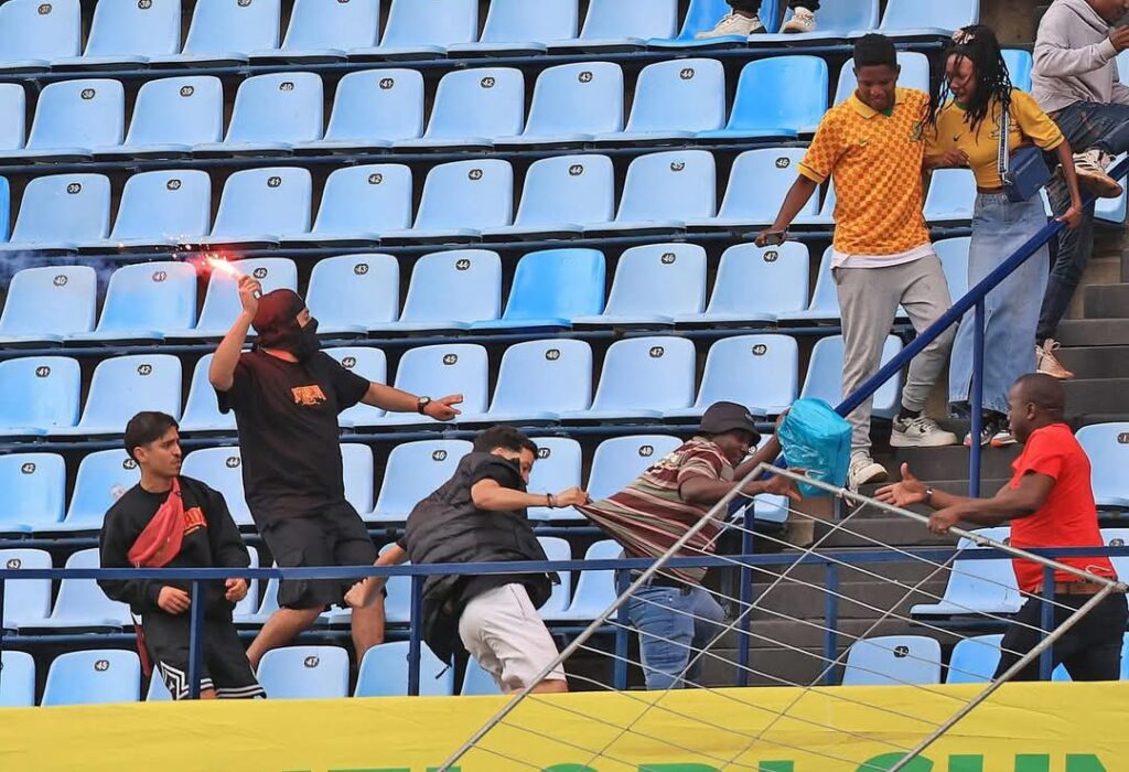 الكاف يراسل الترجي بخصوص أحداث العنف في مدارج ملعب مباراة صان داونز
